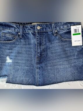 7 For All Mankind “Concert Skirt” Distressed Denim Mini Skirt | Size L | NWT ✨